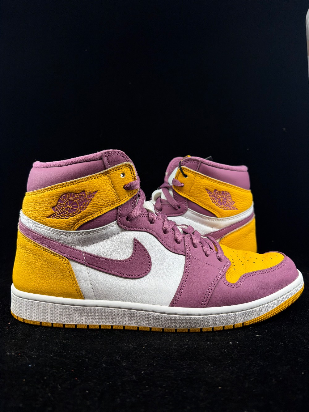 *USED* AJ 1 - BROTHERHOOD