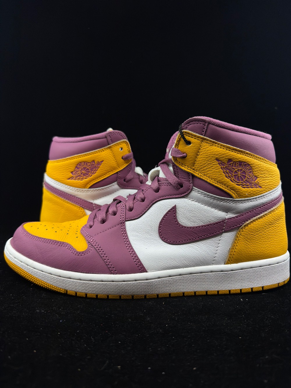 *USED* AJ 1 - BROTHERHOOD