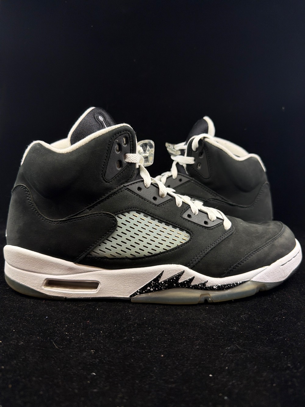 *USED* AJ 5 - MOONLIGHT (2021)