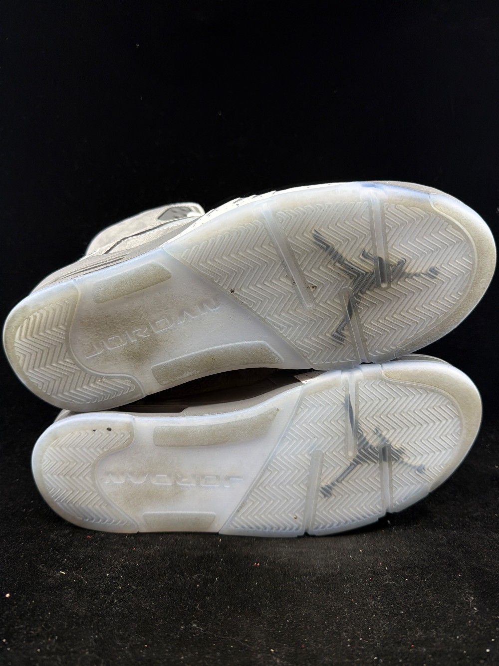 *USED* AJ 5 - WOLF GREY (2026)