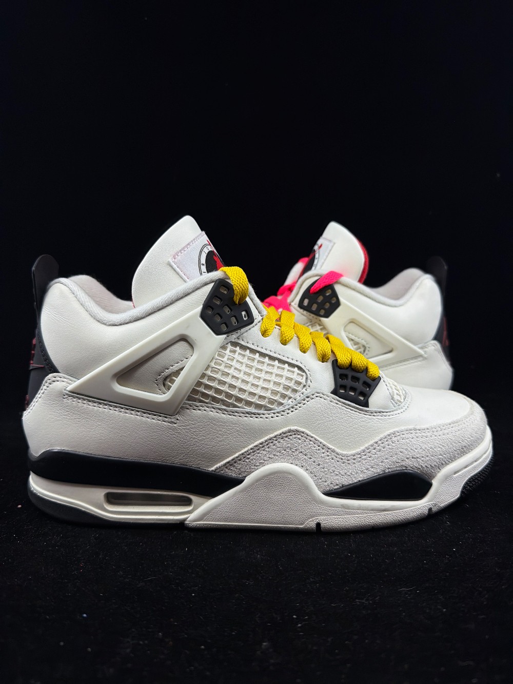 *USED* AJ 4 - FLIGHT CLUB
