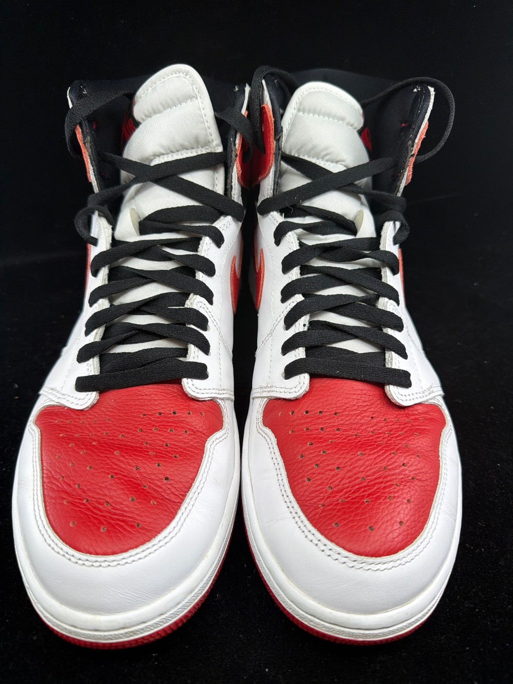 *USED* AJ 1 - HERITAGE