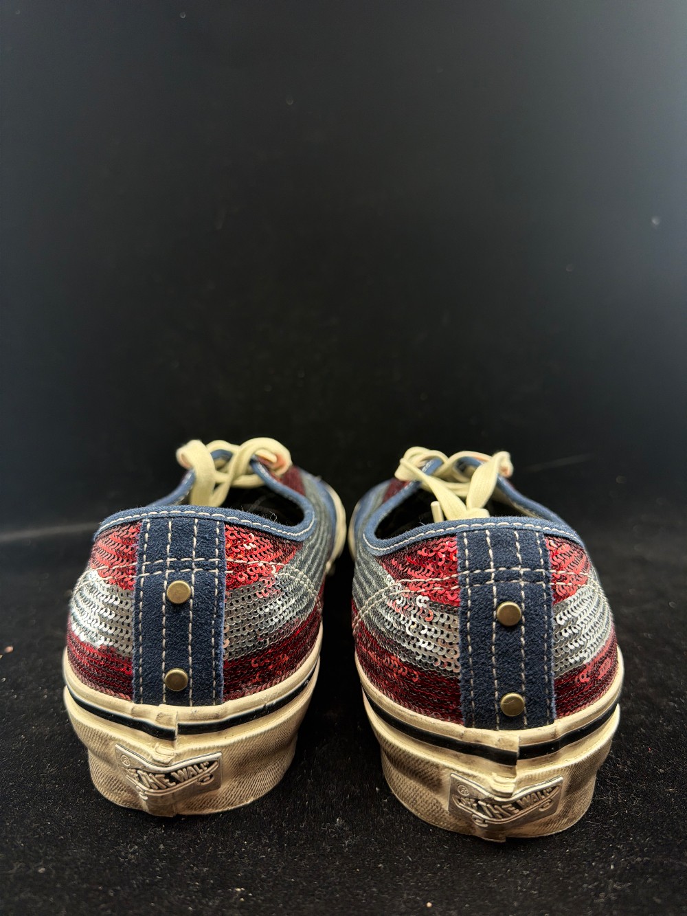 *USED* VANS PREMIUM - LA HABANERA NAVY RED