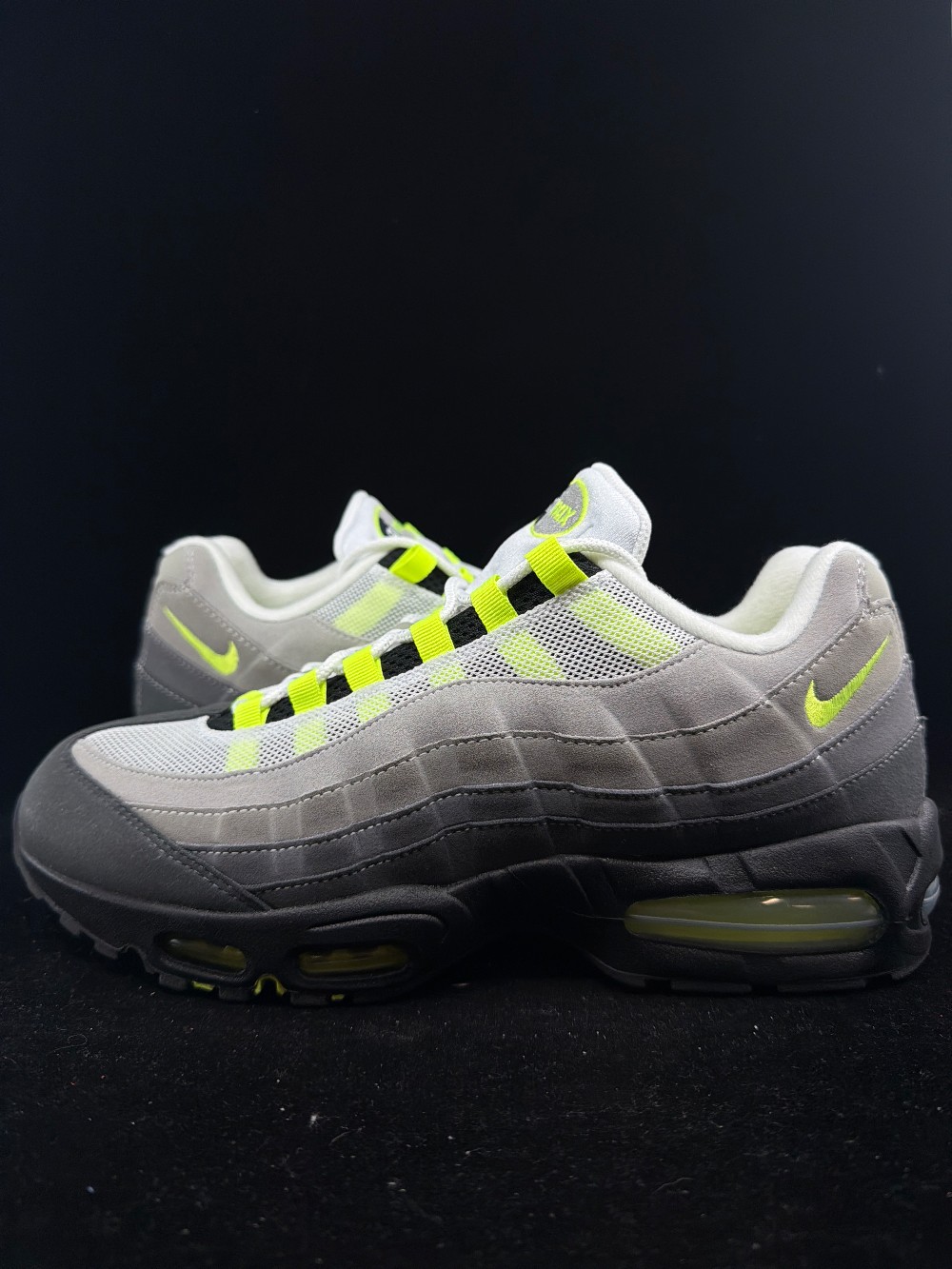 *VNDS* NIKE AIR MAX 95 - BIG BUBBLE NEON