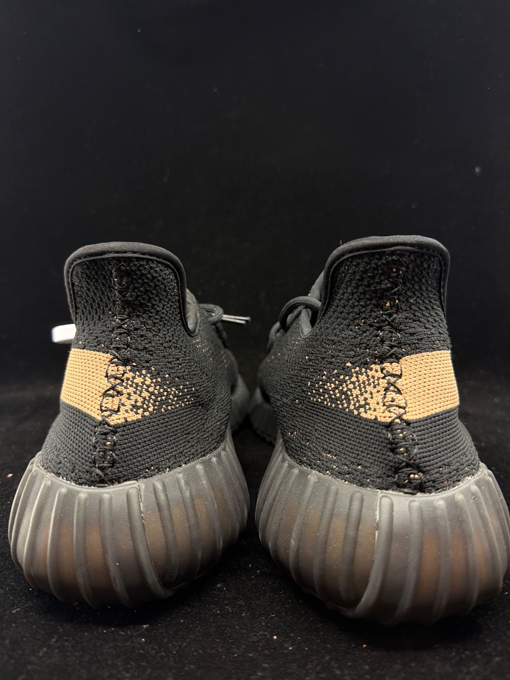 *VNDS/NO BOX* YEEZY BOOST 350 VS - CORE BLACK COPPER
