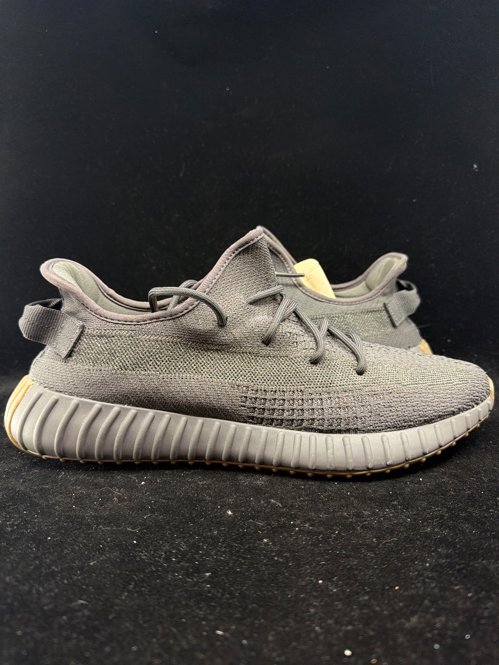*USED* YEEZY BOOST 350 V2 - CINDER REFLECTIVE