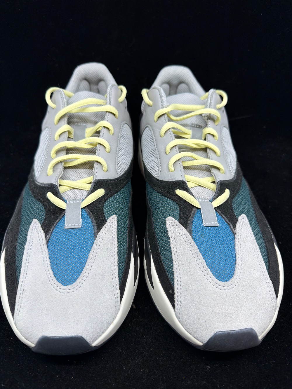 *USED* YEEZY BOOST 700 - WAVE RUNNER