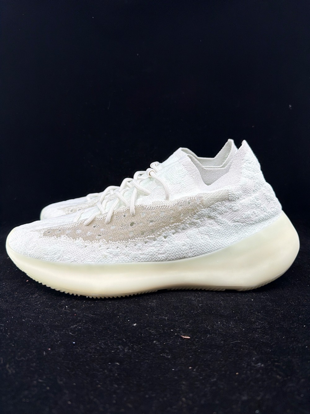 YEEZY BOOST 380 - CALCITE GLOW