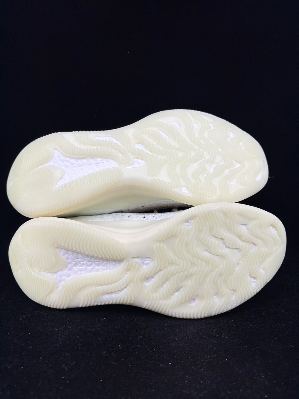 YEEZY BOOST 380 - CALCITE GLOW