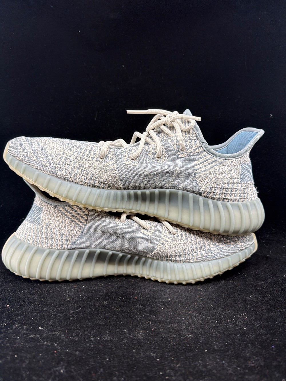 *USED* YEEZY BOOST 350 V2 - ISRAFIL