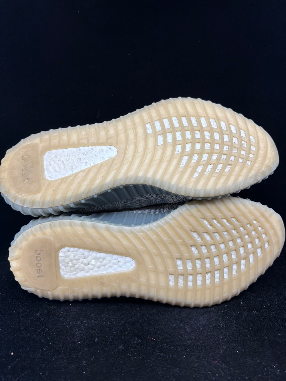 *USED* YEEZY BOOST 350 V2 - ISRAFIL
