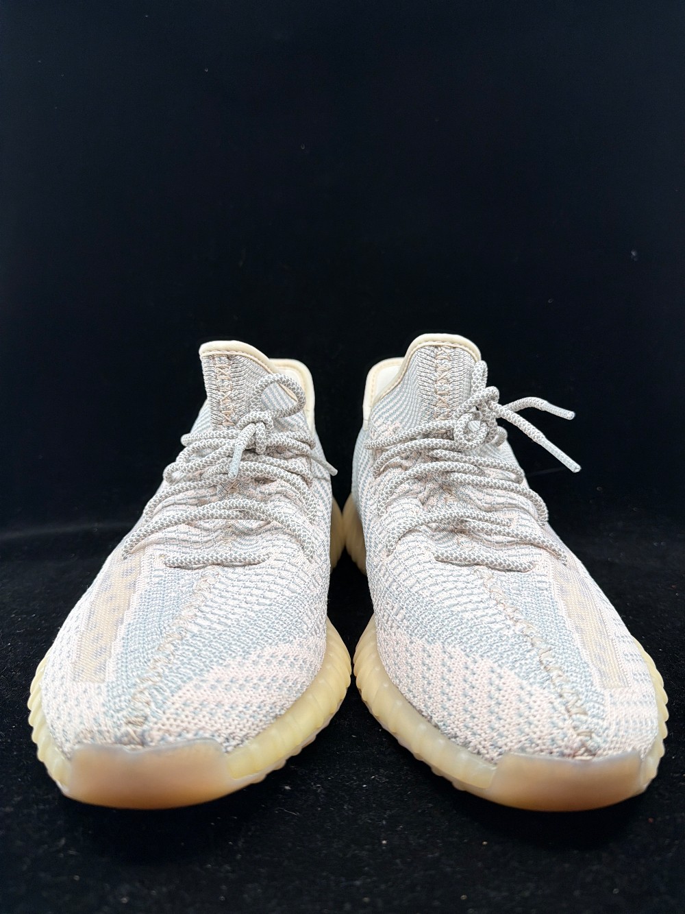 *VNDS* YEEZY BOOST 350 V2 - SYNTH (NON-REFLECTIVE)