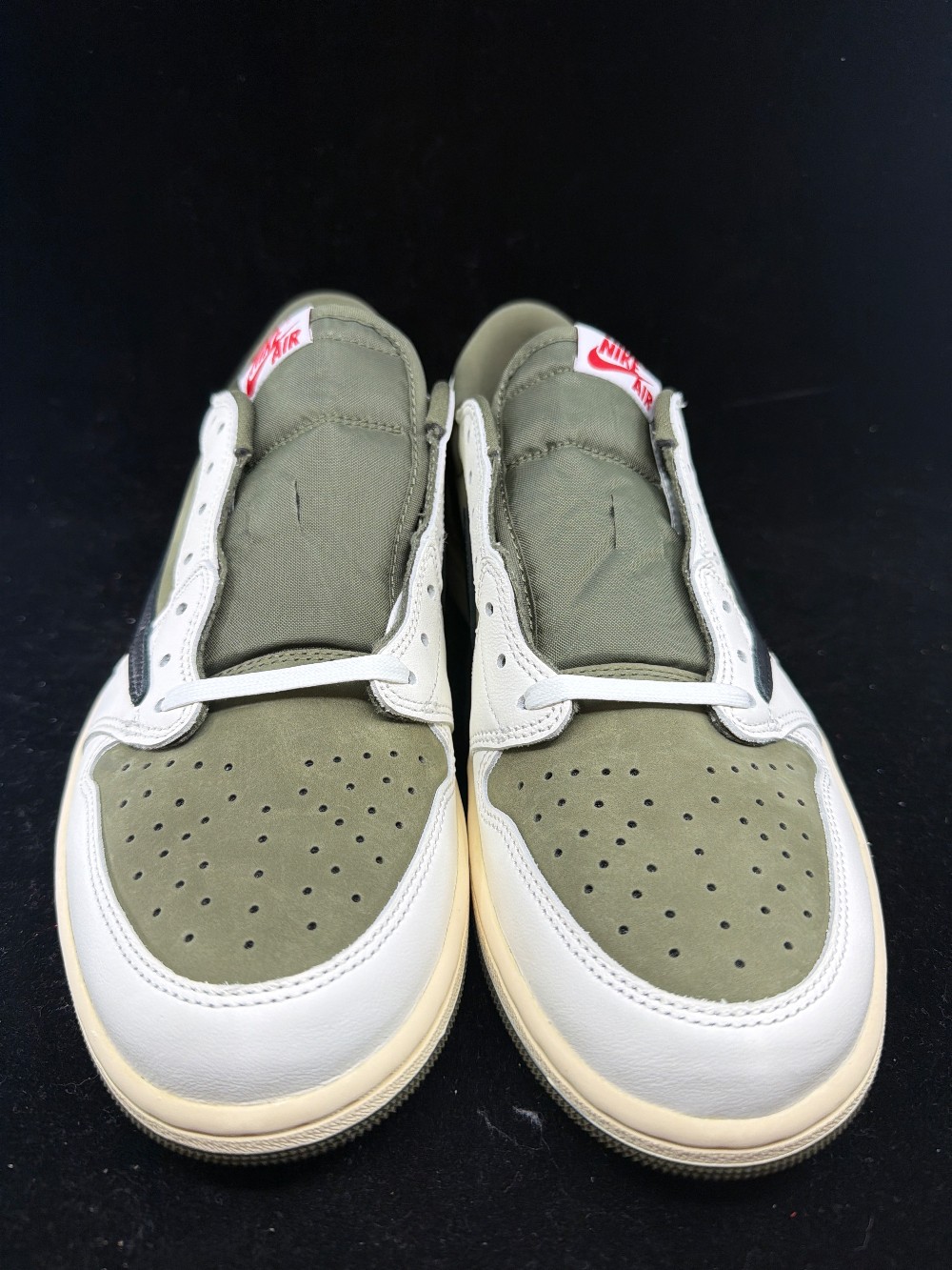 AJ 1 LOW X TRAVIS SCOTT - MEDIUM OLIVE