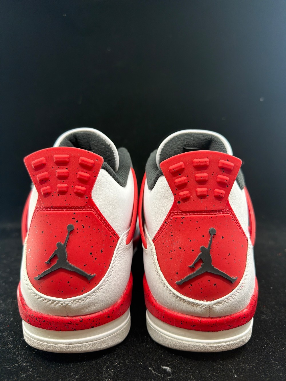 AJ 4 - RED CEMENT