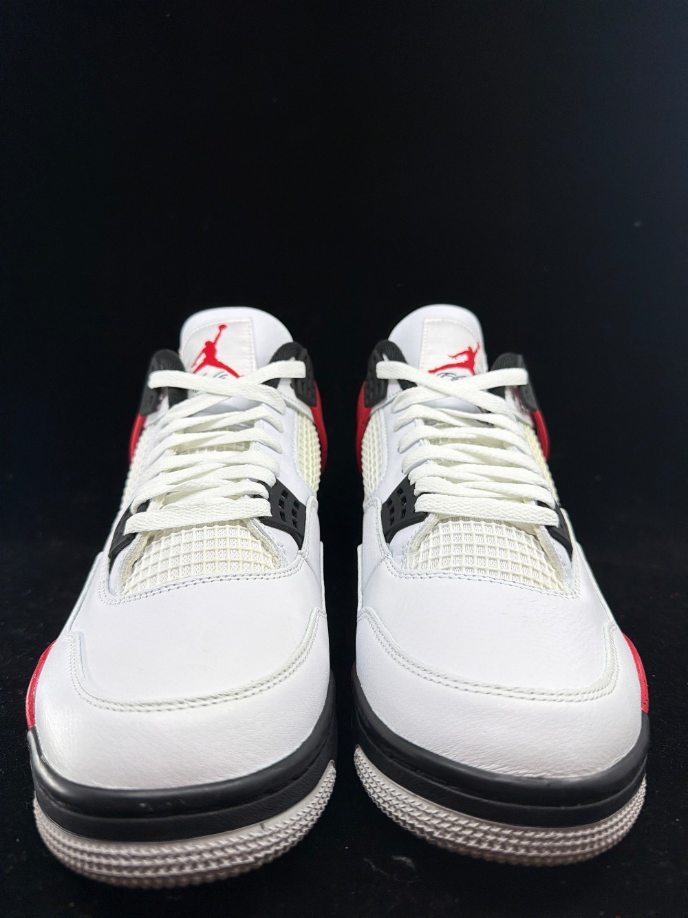 AJ 4 - RED CEMENT