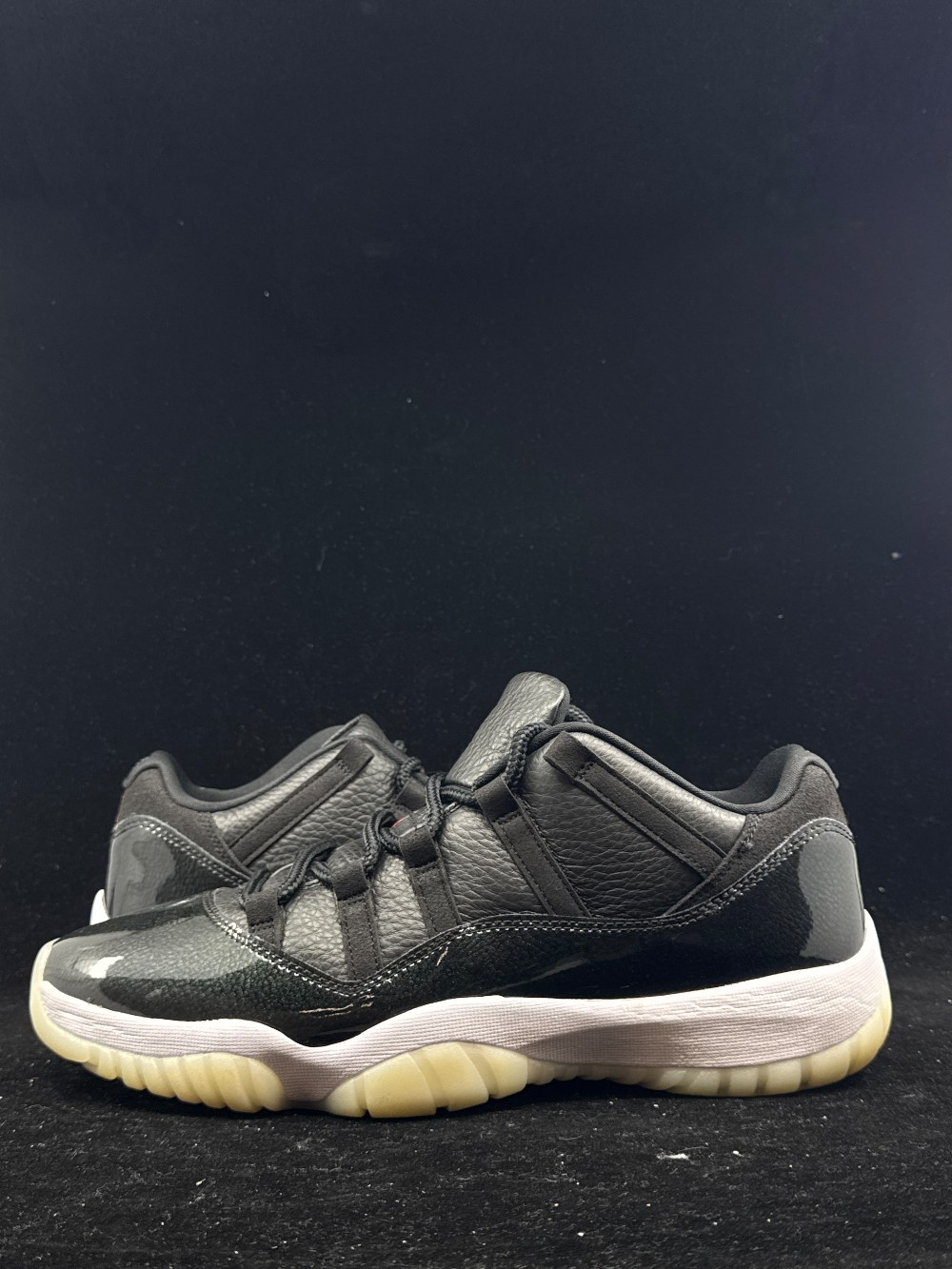 *USED/NO BOX* AJ 11 LOW - 72-10