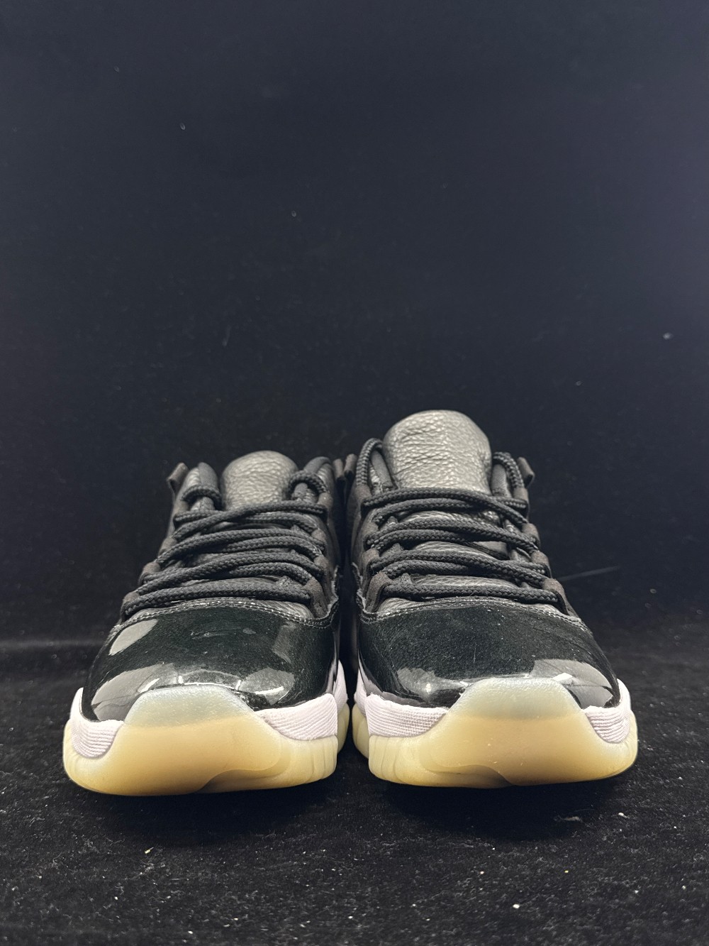 *USED/NO BOX* AJ 11 LOW - 72-10