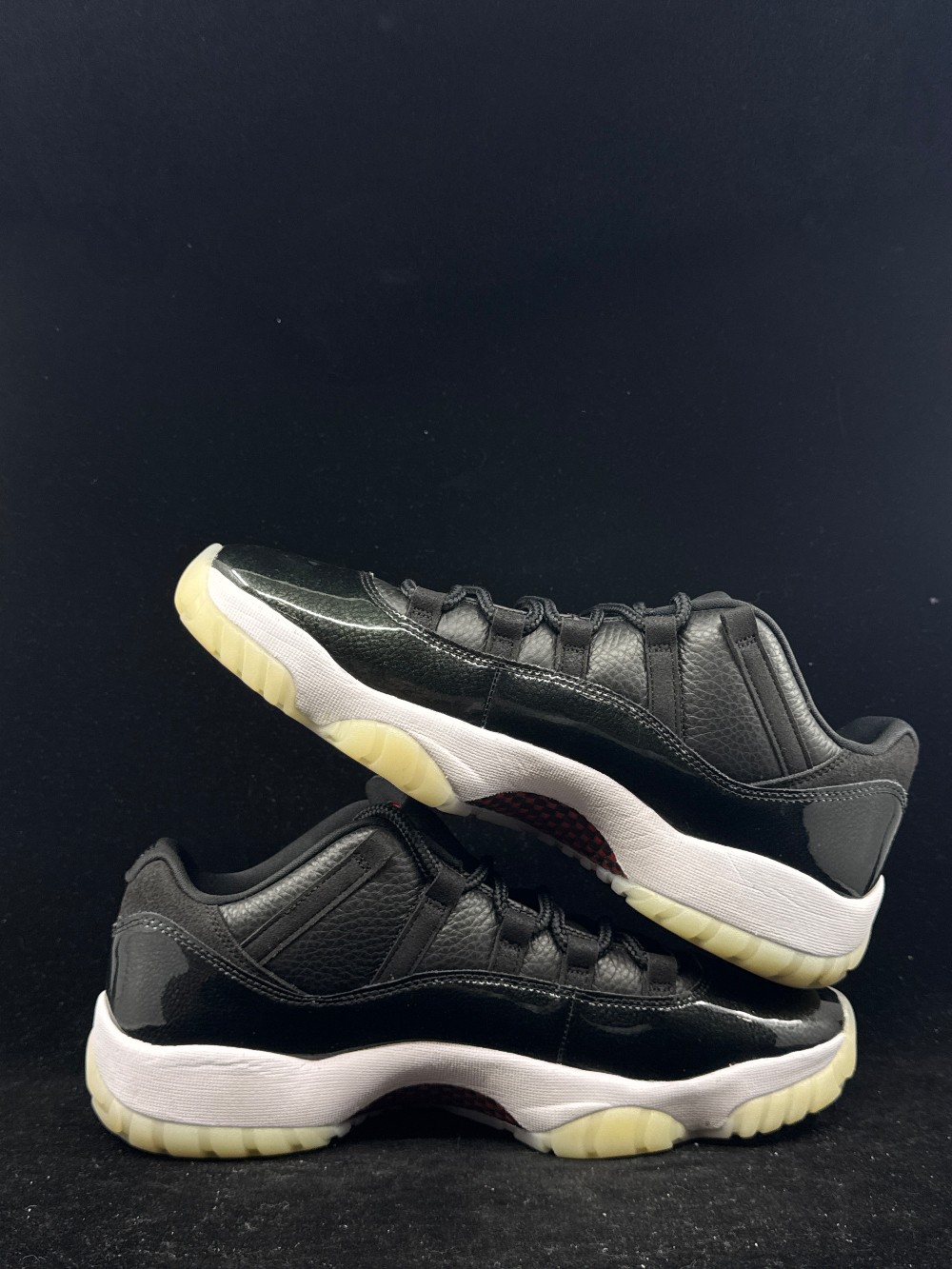 *USED/NO BOX* AJ 11 LOW - 72-10