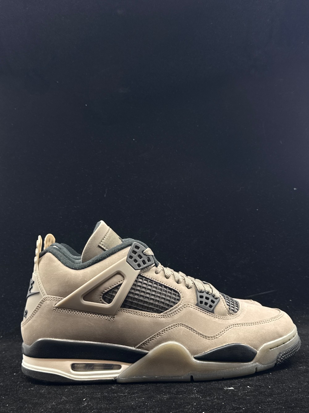 AJ 4 CAVE STONE