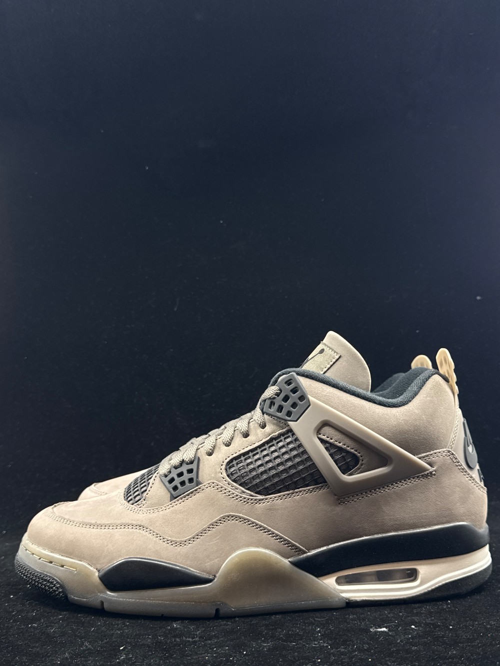 AJ 4 CAVE STONE