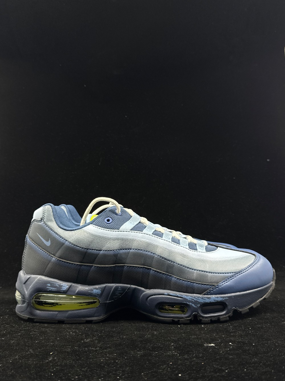 NIKE AIR MAX 95 - YU-GI-OH! JOEY (WITH PROMO CARD)