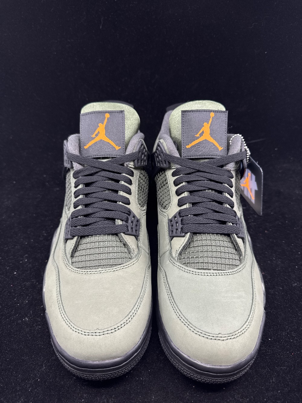 AJ 4 - UNDEFEATED (2025)