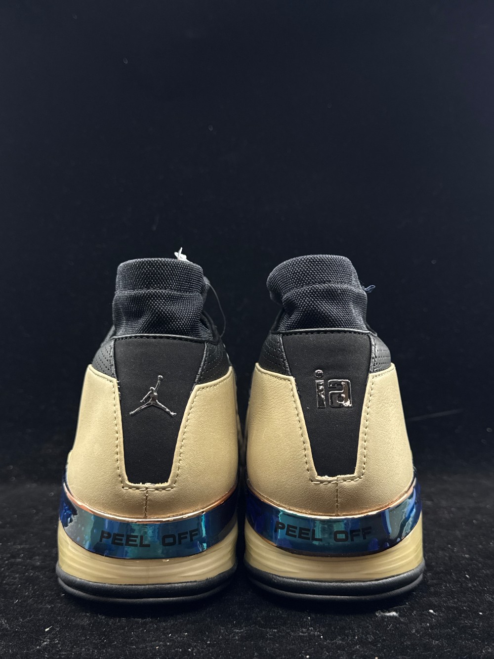 AJ 17 LOW - INFINITE ARCHIVES