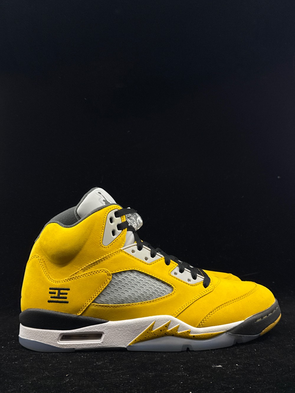 AJ 5 - TOKYO T23 (2025)