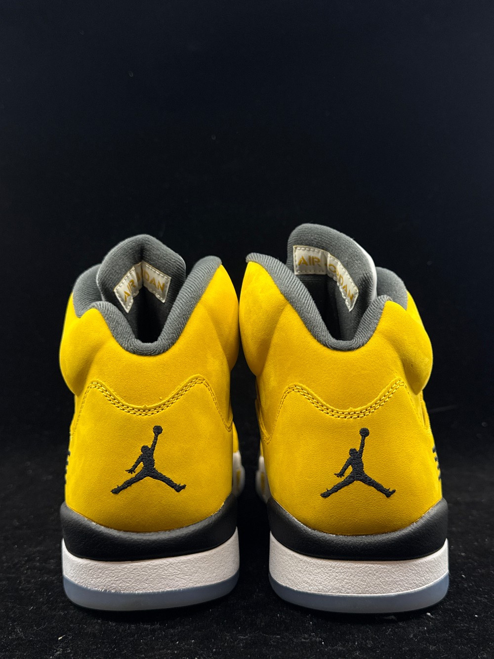 AJ 5 - TOKYO T23 (2025)