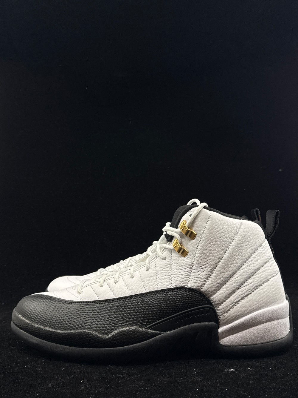 AJ 12 - TAXI (2025)