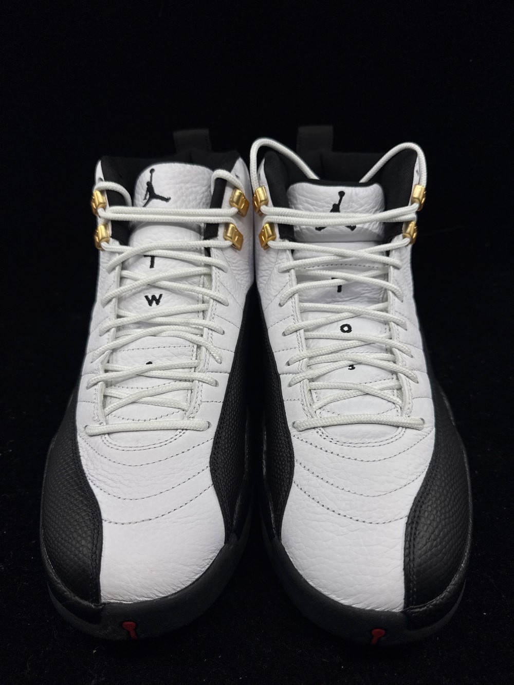 AJ 12 - TAXI (2025)
