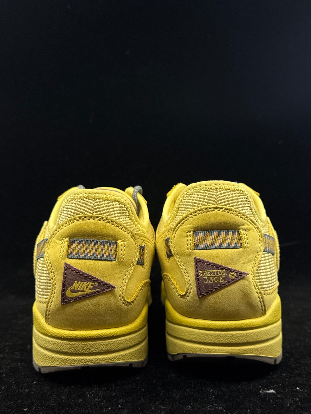 *USED* NIKE AIR MAX 1 X TRAVIS SCOTT - SATURN GOLD