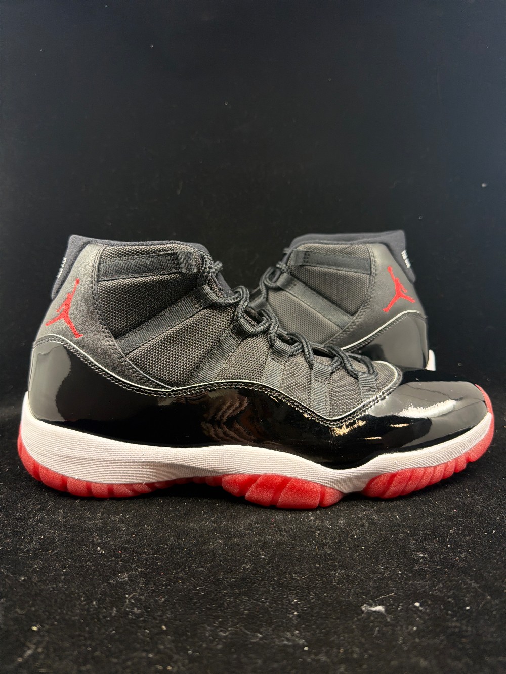 *USED/NO BOX* AJ 11 - PLAYOFF BRED (2019)