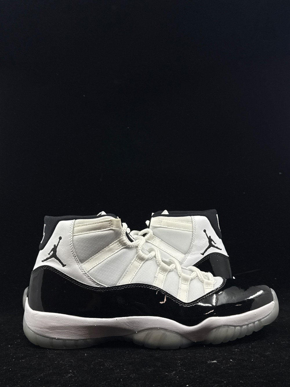 *USED* AJ 11 - CONCORD (2018)
