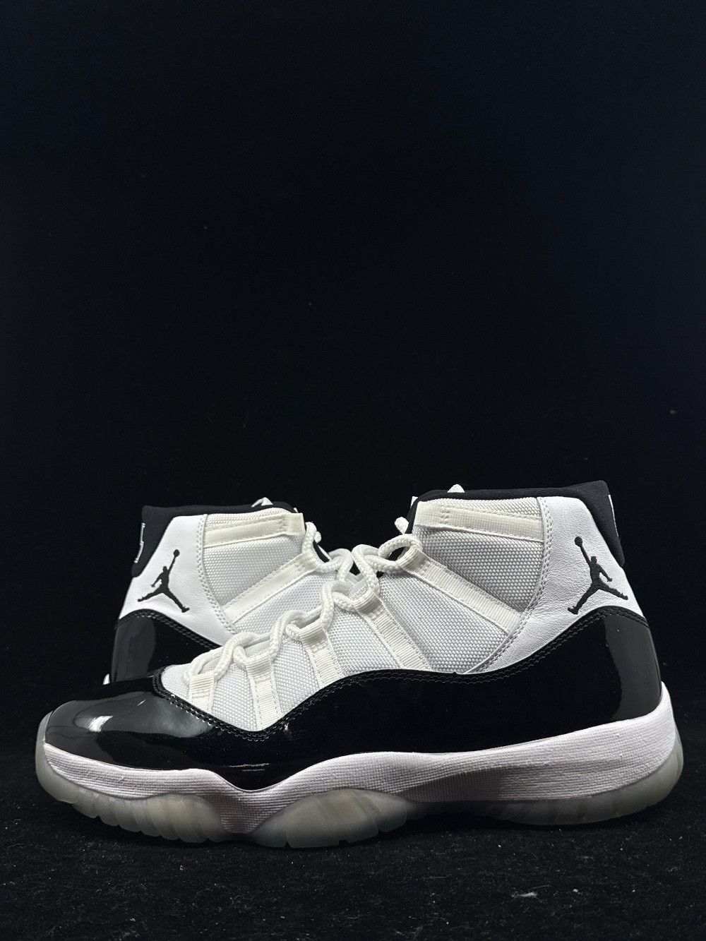 *USED* AJ 11 - CONCORD (2018)