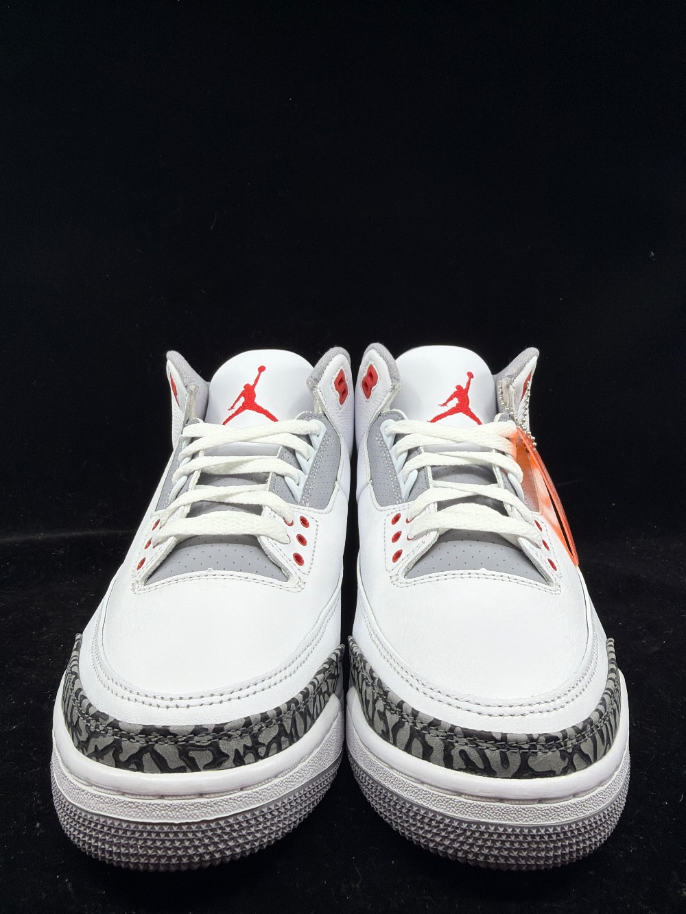 AJ 3 - FIRE RED (2022)