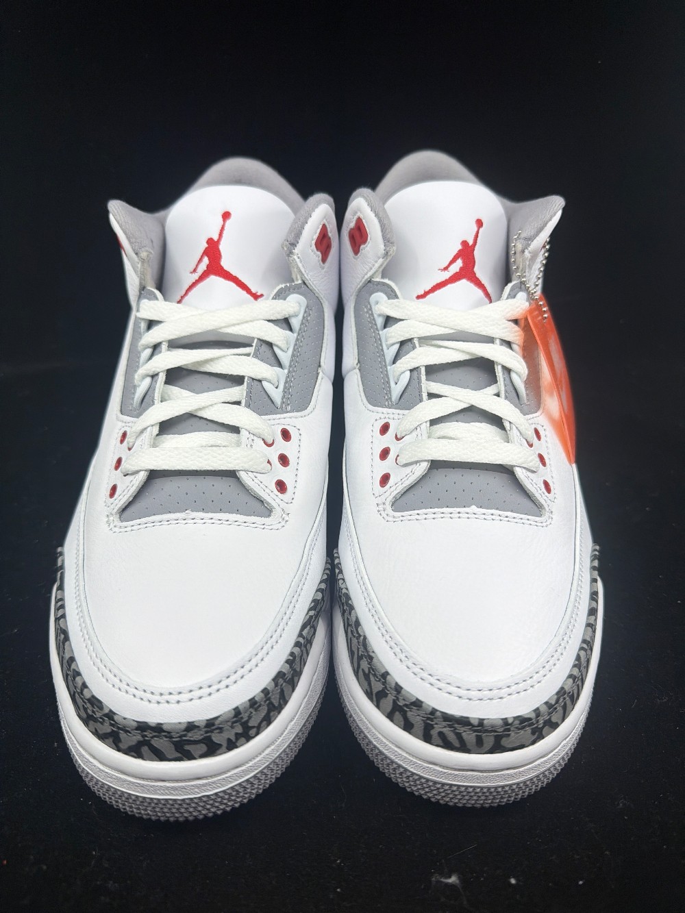AJ 3 - FIRE RED (2022)
