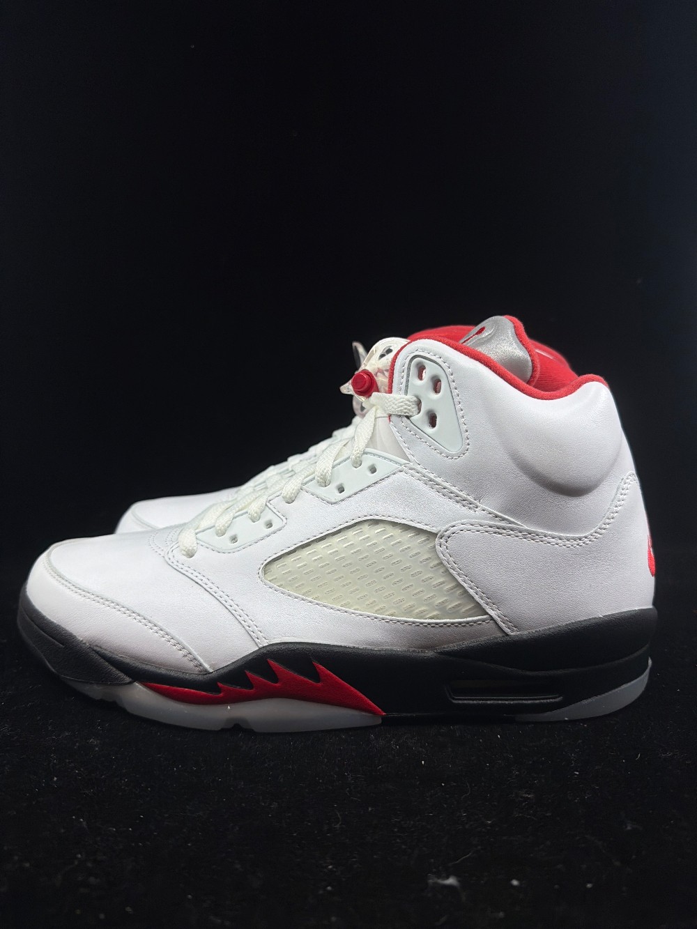 AJ 5 - FIRE RED SILVER TONGUE (2020)