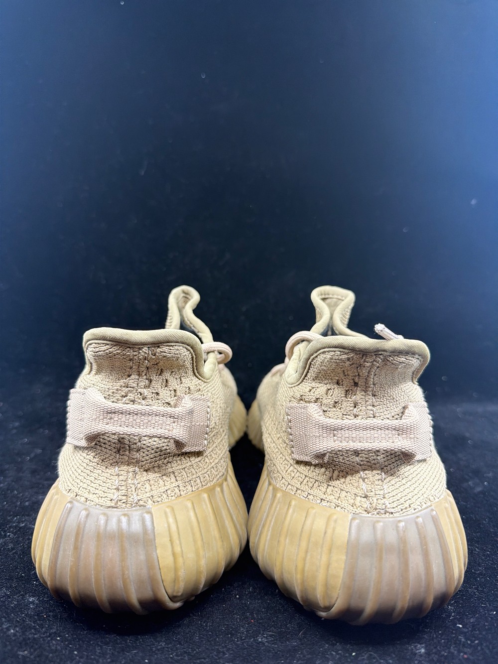 *USED/NO BOX* YEEZY 350 V2 - EARTH