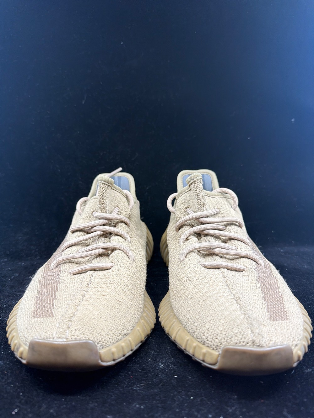*USED/NO BOX* YEEZY 350 V2 - EARTH
