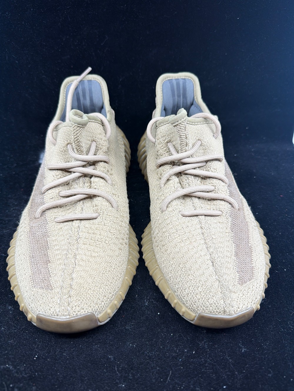 *USED/NO BOX* YEEZY 350 V2 - EARTH
