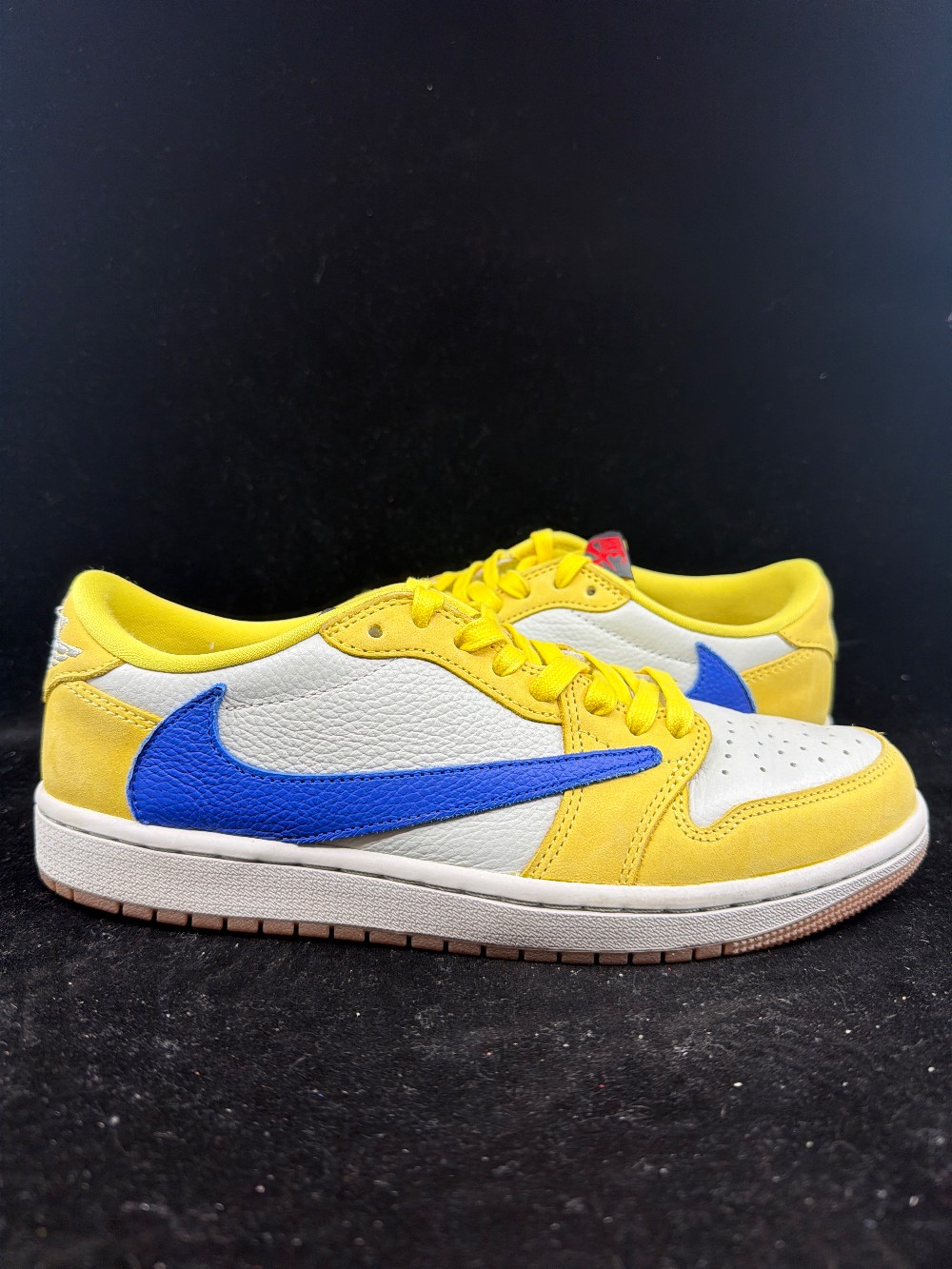 *USED* AJ 1 LOX X TRAVIS SCOTT (W) - CANARY