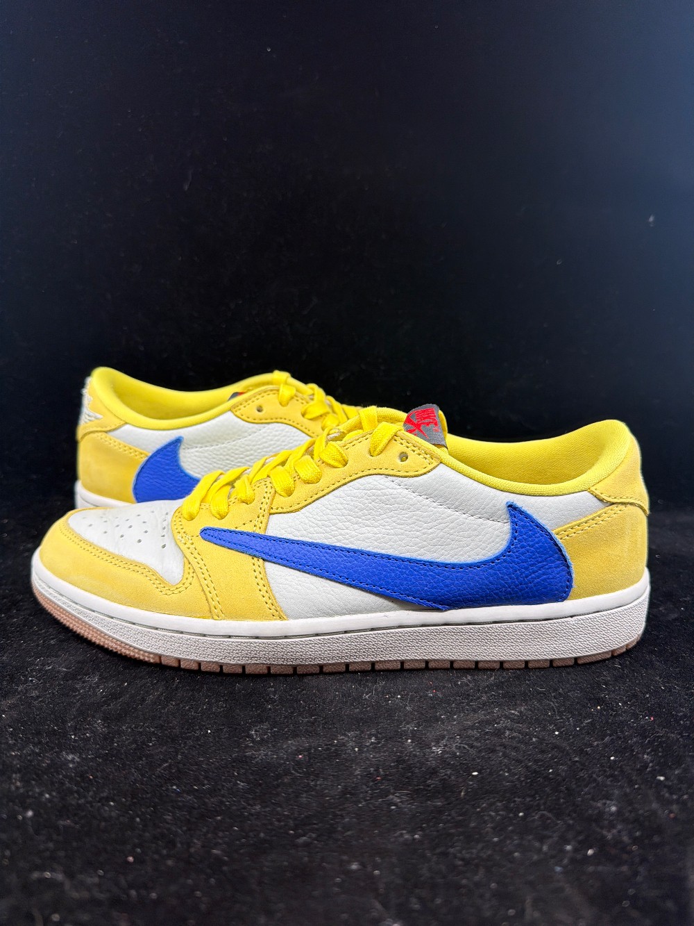 *USED* AJ 1 LOX X TRAVIS SCOTT (W) - CANARY