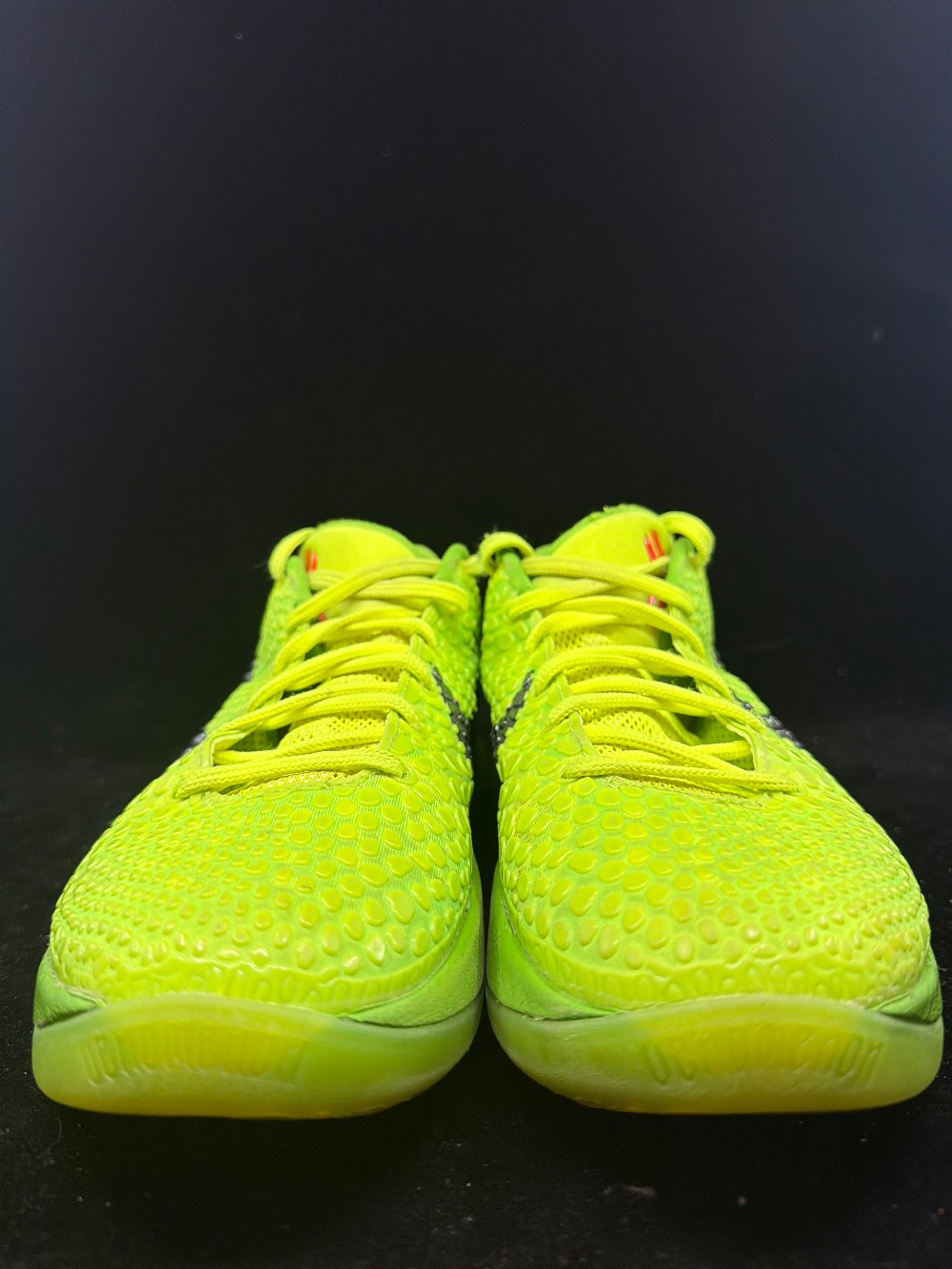 *USED/NO BOX* NIKE KOBE 6 PROTRO - GRINCH (2020)