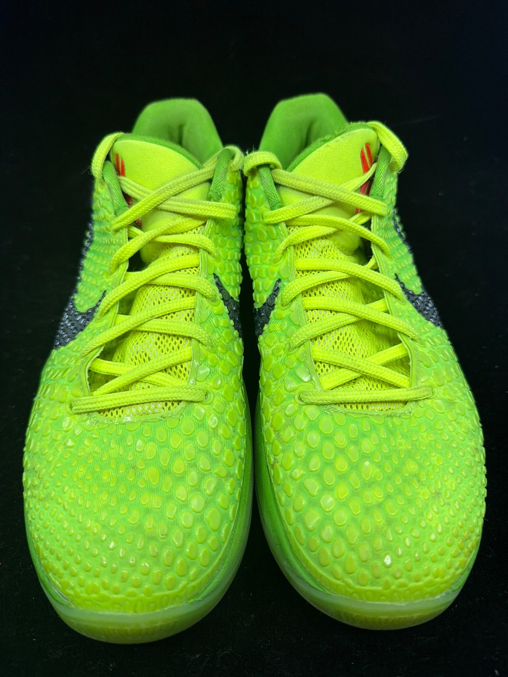 *USED/NO BOX* NIKE KOBE 6 PROTRO - GRINCH (2020)