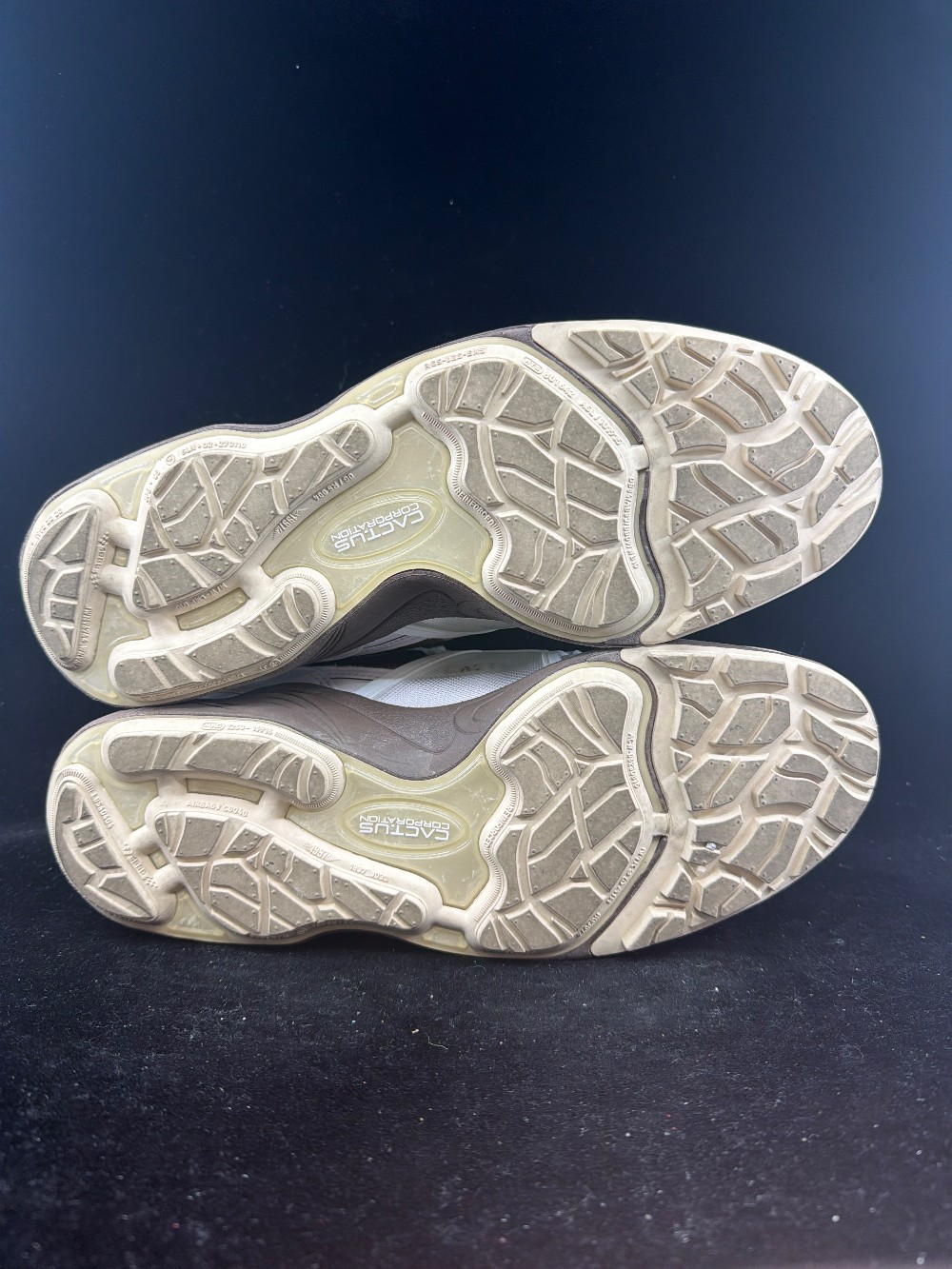 *USED* NIKE ZOOM FIELD JAXX X TRAVIS SCOTT - LIGHT CHOCOLATE