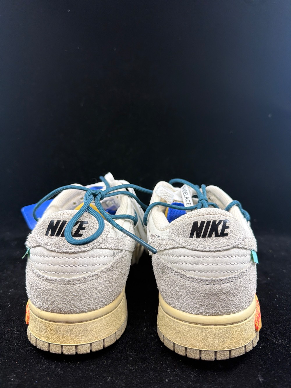 *USED* NIKE DUNK LOW X OFF-WHITE - LOT 16