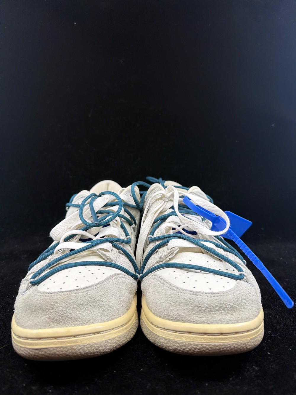 *USED* NIKE DUNK LOW X OFF-WHITE - LOT 16