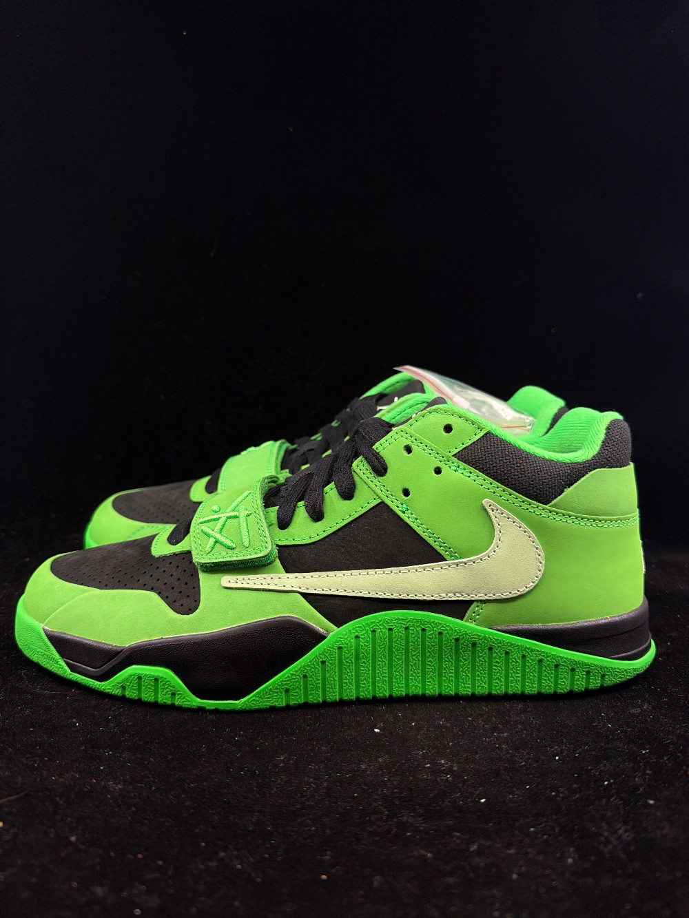 JORDAN JUMPMAN JACK X TRAVIS SCOTT - GREEN SPARK