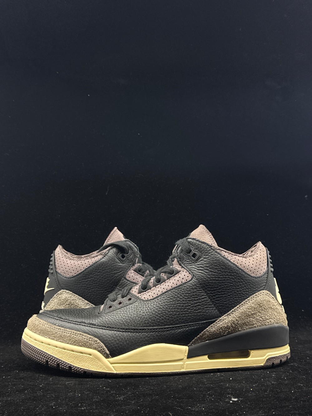 *USED* AJ 3 X A MA MANIERE (W) - WHILE YOU WERE SLEEPING